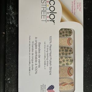 Color Street nail polish strips